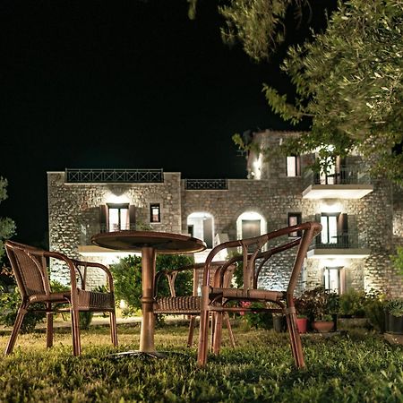 Xenios Kotronas Apartment Exterior photo